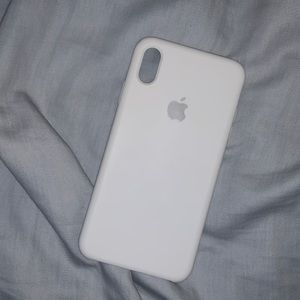 White APPLE case